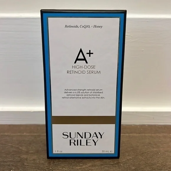 NIB Sunday Riley - Picture 1 of 2